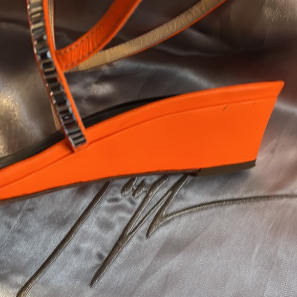 Giuseppe Zanotti Bright Orange Sandal - Picture 8 of 16